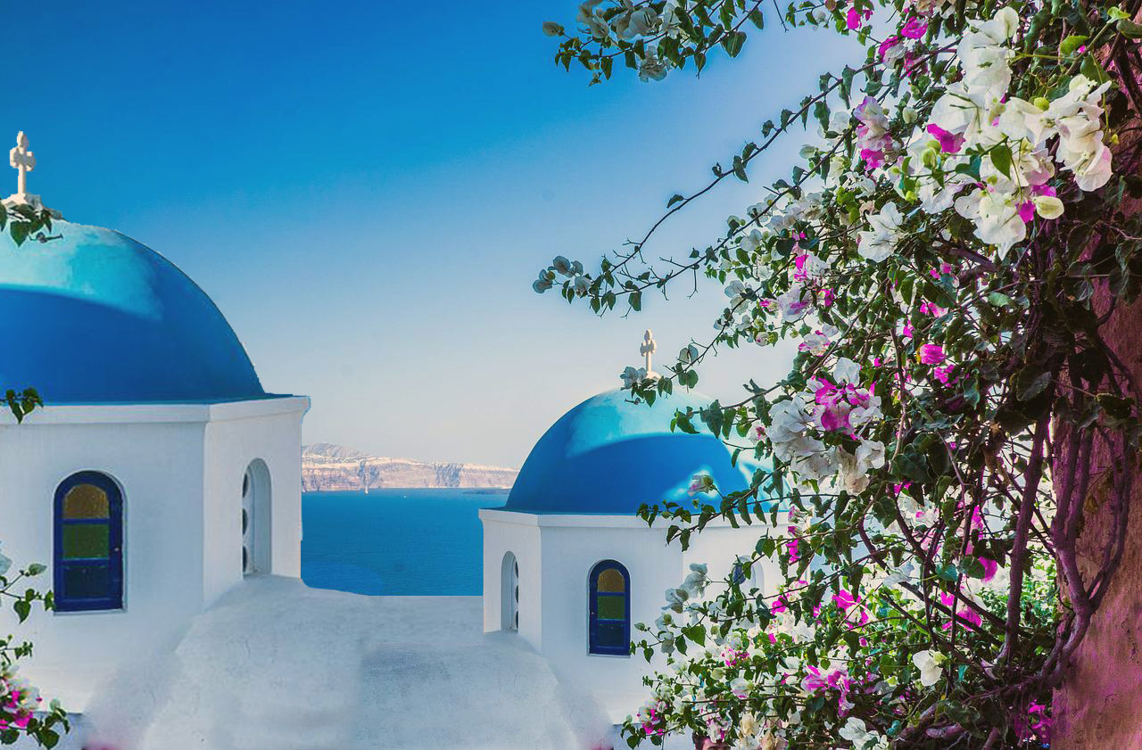 Vizitati manastirile Meteora din Grecia și bucurați-vă de o vacanta grecească cu asigurarea de călătorie potrivită.