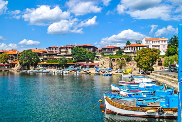 Vedere Nessebar plaja si port in Bulgaria